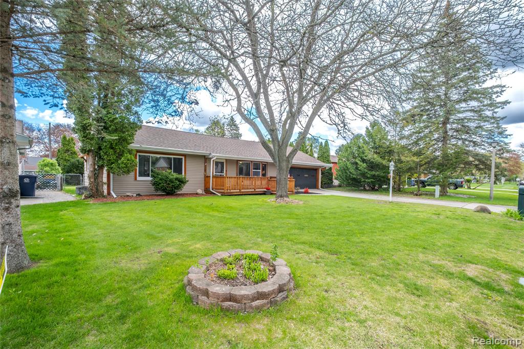 1316 Coolidge Avenue, Saginaw, MI 48638 — Photo 34