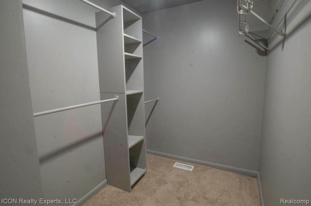 743 Hollister Street, Pontiac, MI 48340 — Photo 13