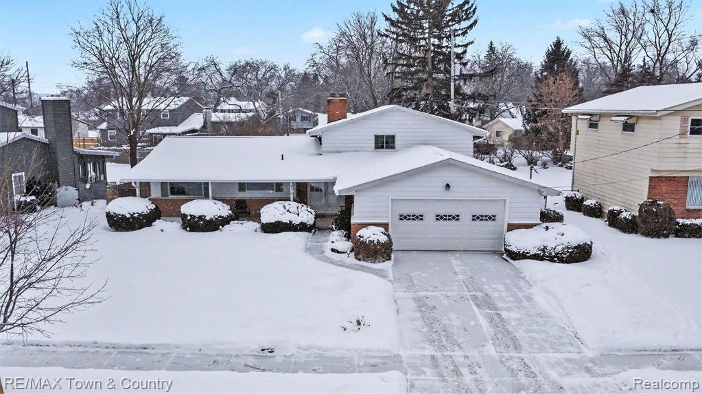 426 Bellewood Drive, Flushing, MI 48433 — Photo 27