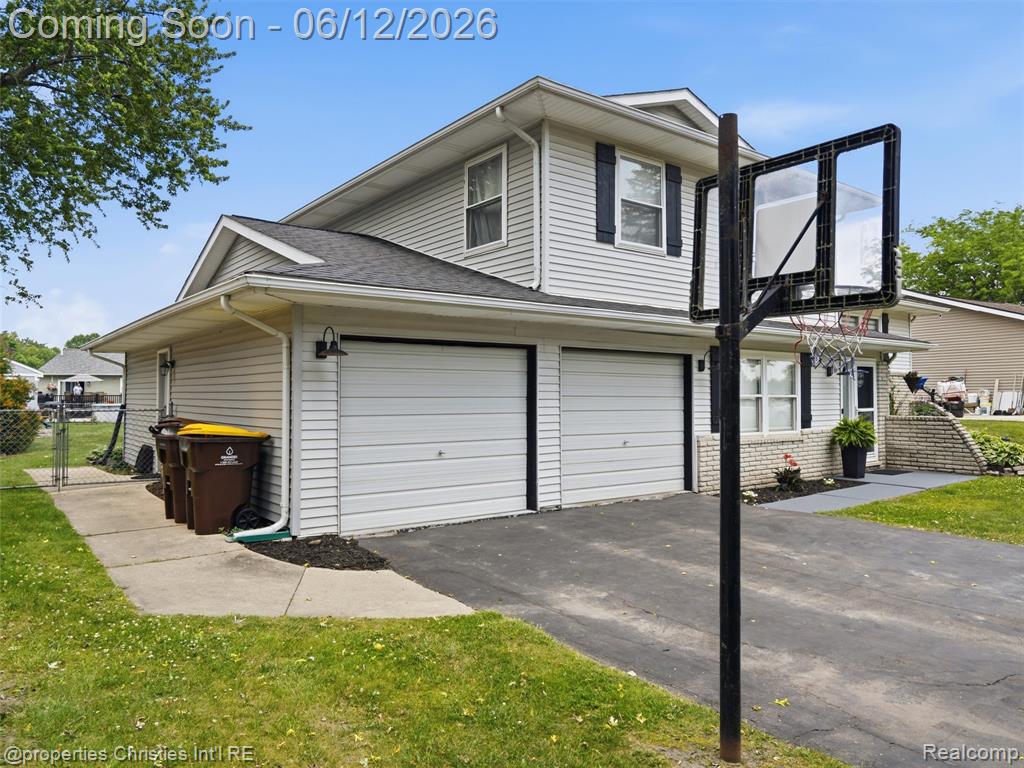 10378 Barbara Street, Pinckney, MI 48169 — Photo 31