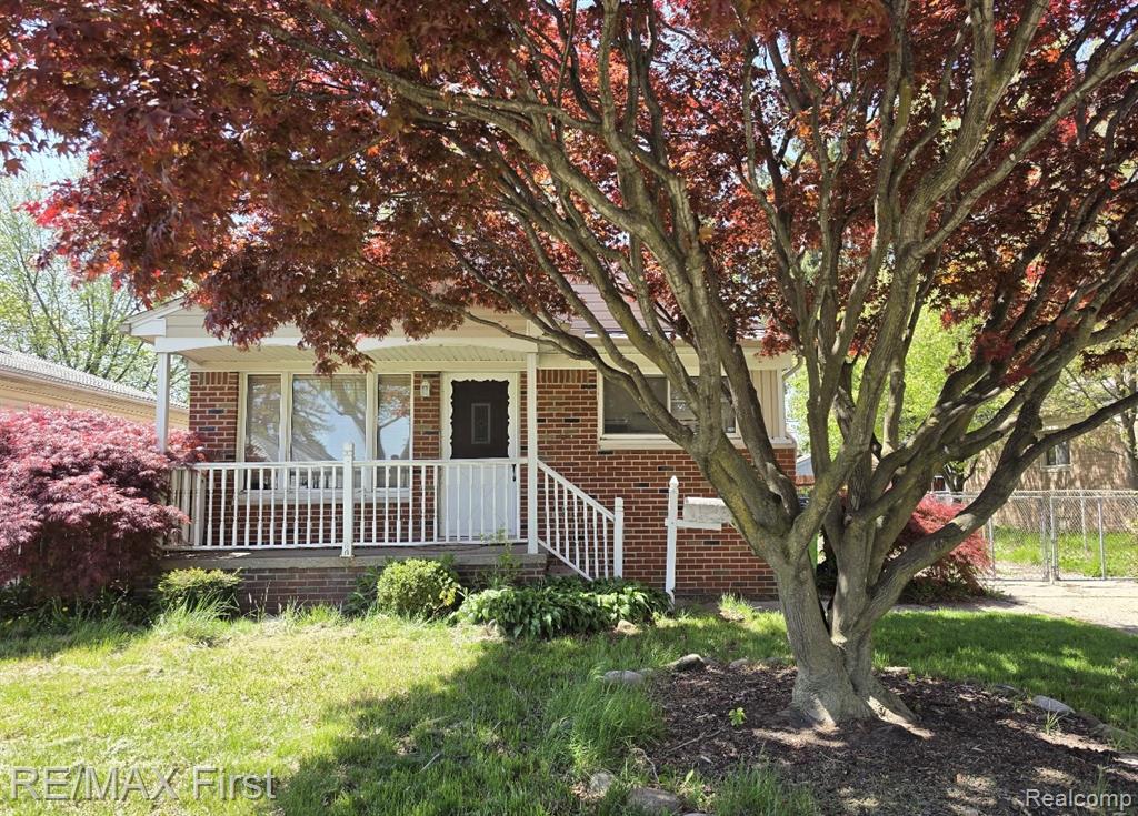 26451 Greenleaf Street, Roseville, MI 48066 — front exterior