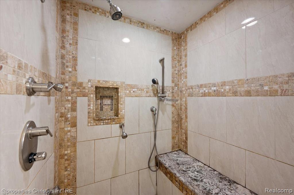 47133 W 9 Mile Road, Novi, MI — Photo 24