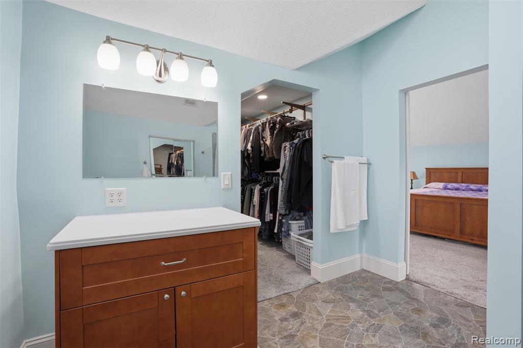 9669 Hadley Road, Clarkston, MI 48348 — Photo 35