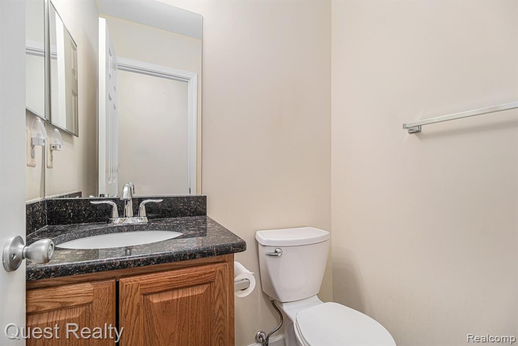 6849 York Street, Waterford, MI 48327 — Photo 13