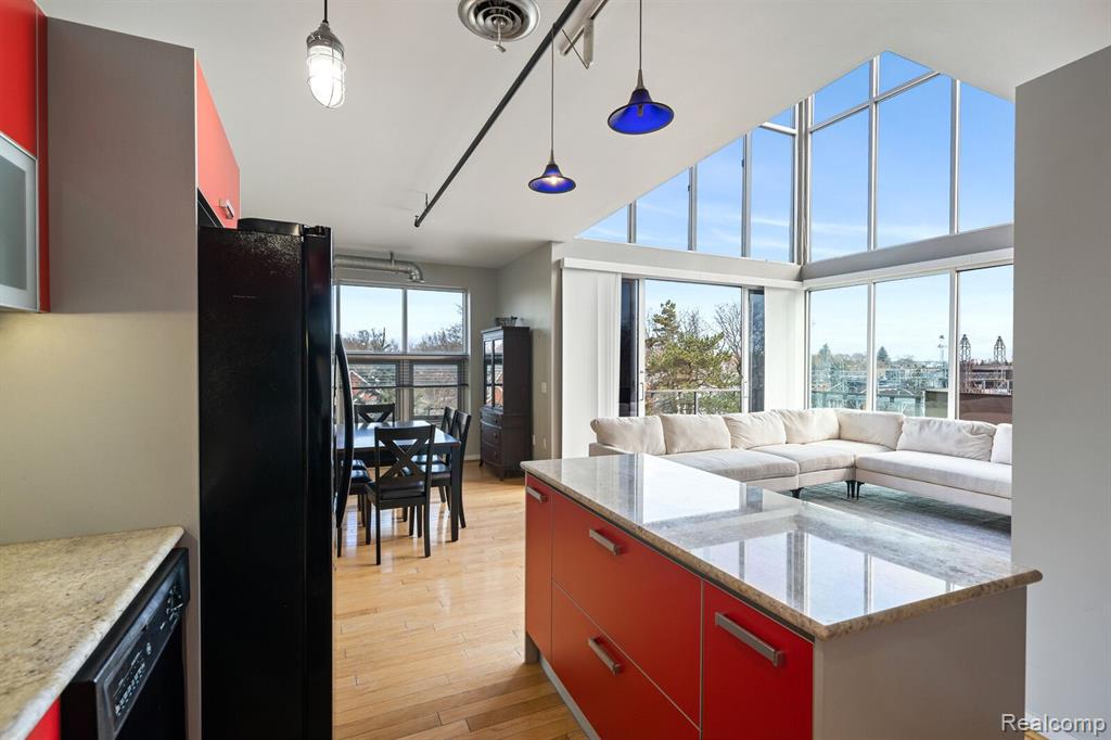 614 S TROY Street, Royal Oak, MI 48067 — Photo 9