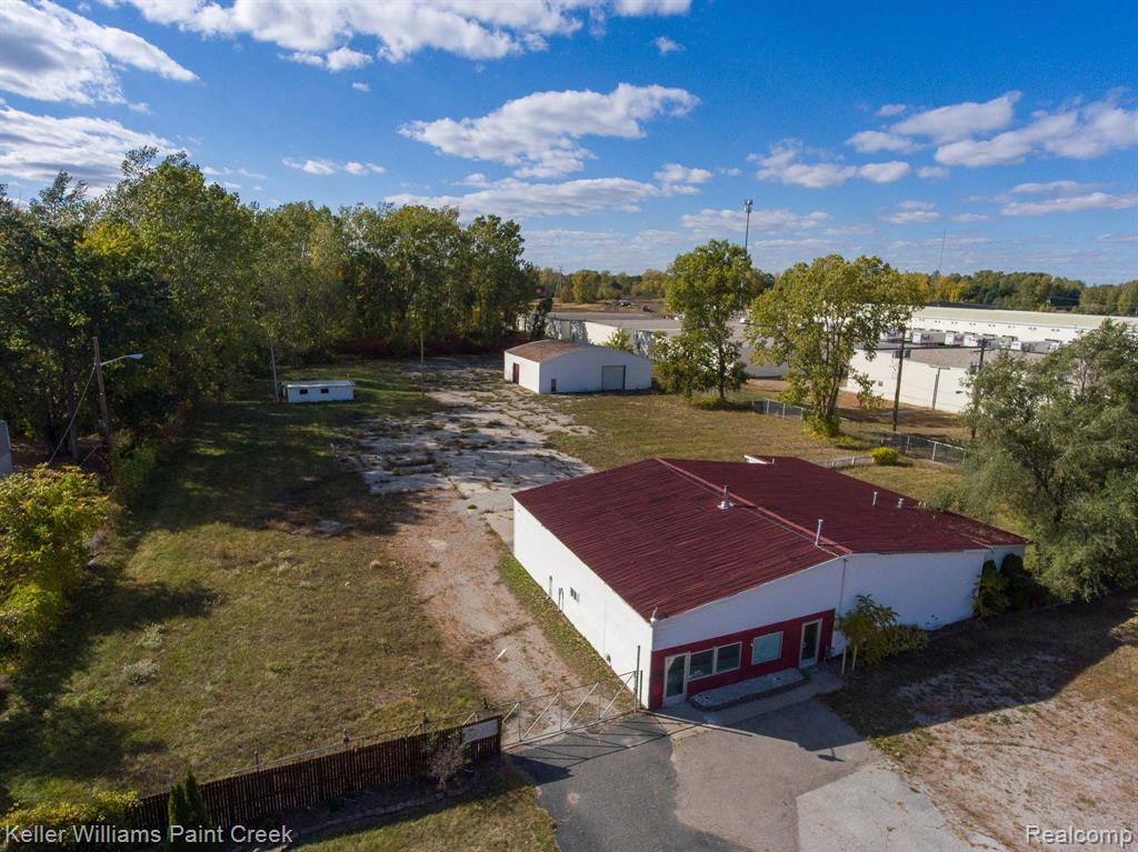 3905-3921 32nd Street - Photo 2