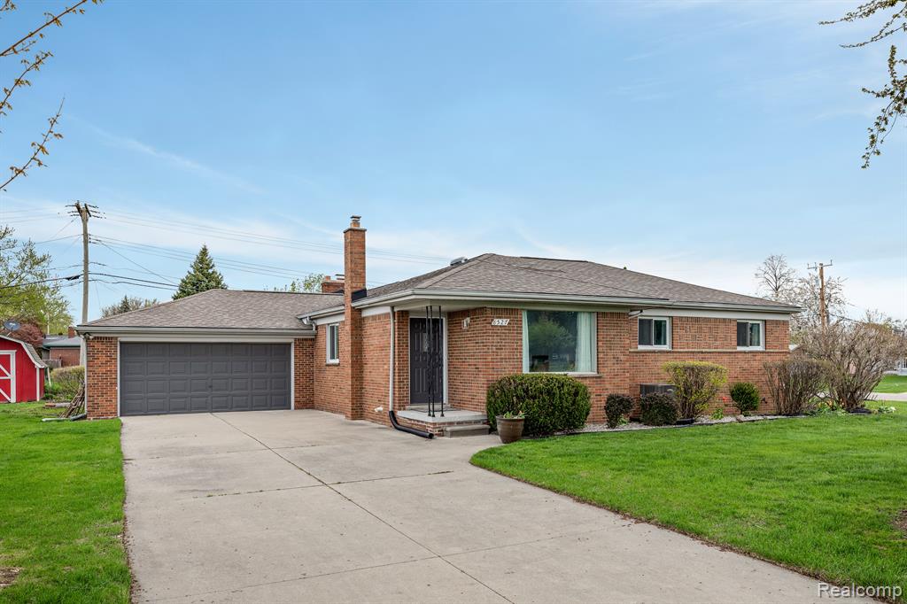 8527 METROPOLITAN Parkway, Sterling Heights, MI 48312 — Photo 3