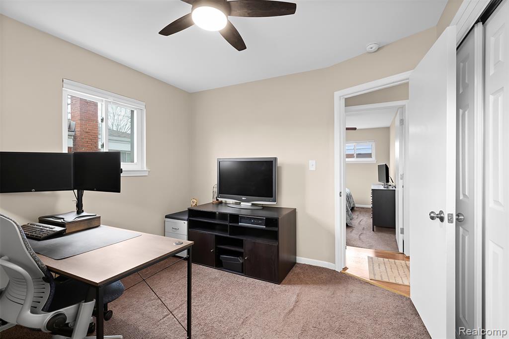8731 N Hubbard Street, Westland, MI — Photo 17