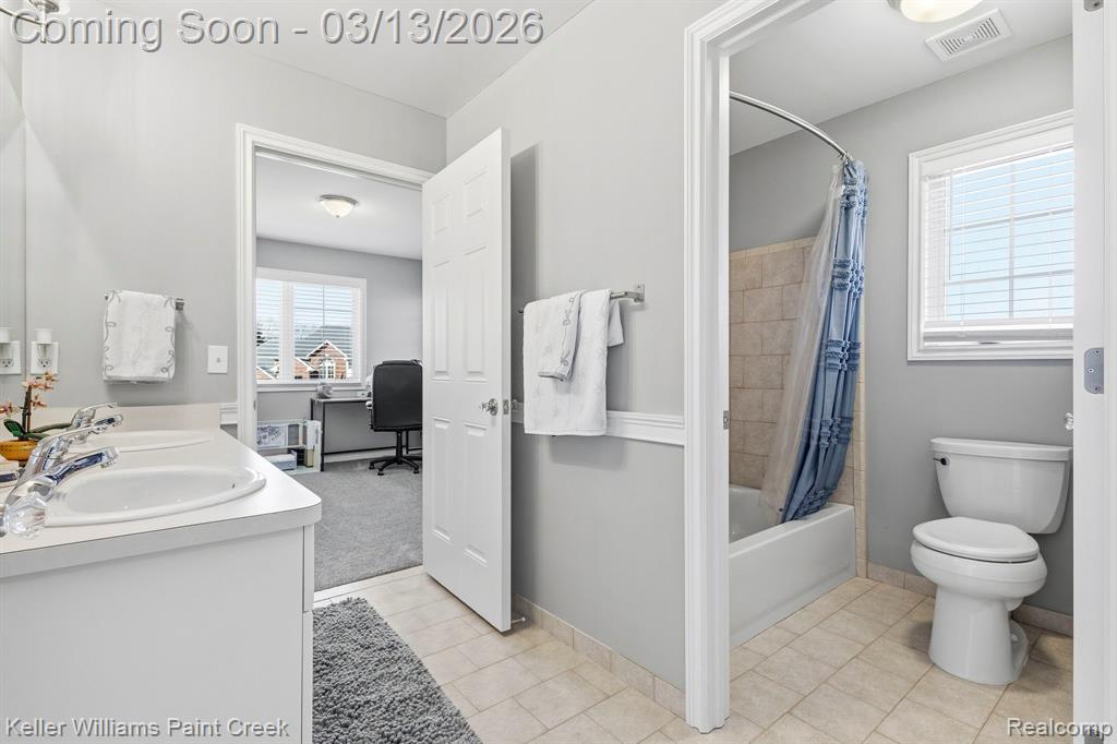 1628 Royal Birkdale Drive W, Oxford, MI 48371 — Photo 35