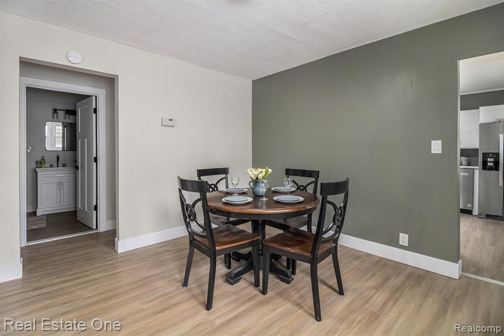 927 N LAFAYETTE Avenue, Royal Oak, MI 48067 — Photo 13
