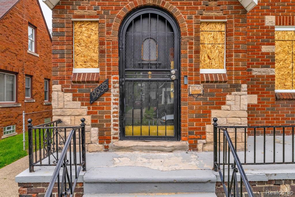 9935 BALFOUR Road, Detroit, MI 48224 — Photo 6