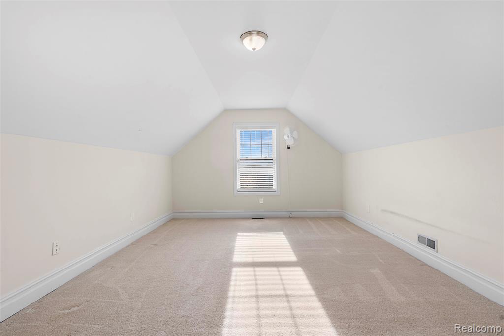 4489 Cedarhill Court, Auburn Hills, MI 48326 — Photo 26