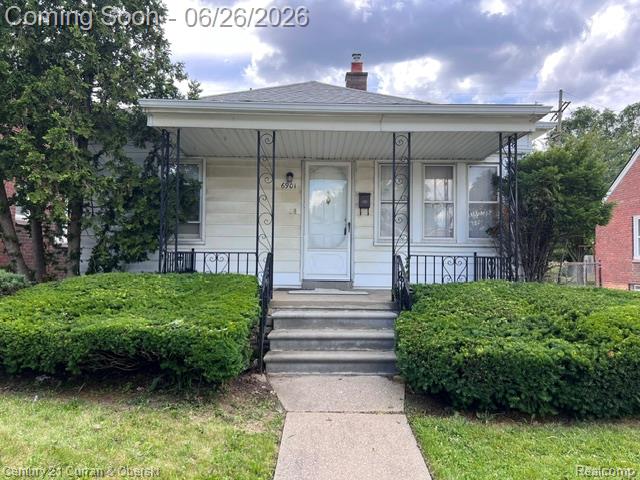 6901 Faust Avenue, Detroit, MI 48228 — front exterior
