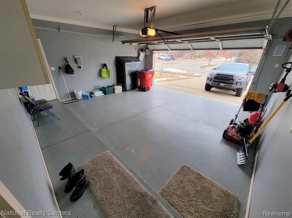 55477 RASPBERRY Drive, Macomb, MI 48042 — Photo 18