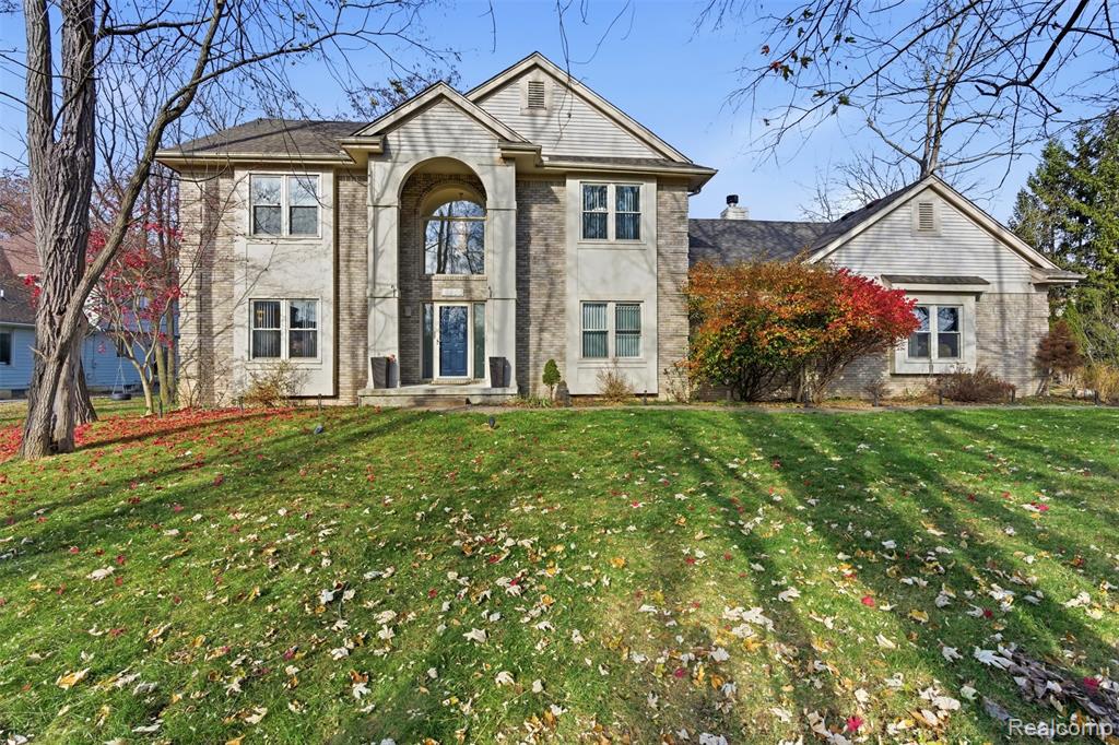 6960 Long Avenue, West Bloomfield, MI — Photo 2