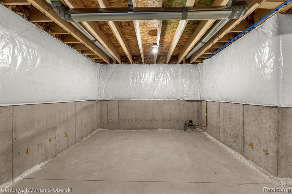 14079 Cobblestone Court, Belleville, MI 48111 — Photo 35