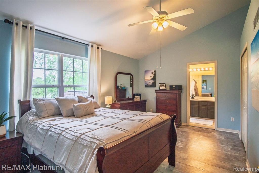 8313 Mill Pointe Court, Goodrich Vlg, MI — Photo 16