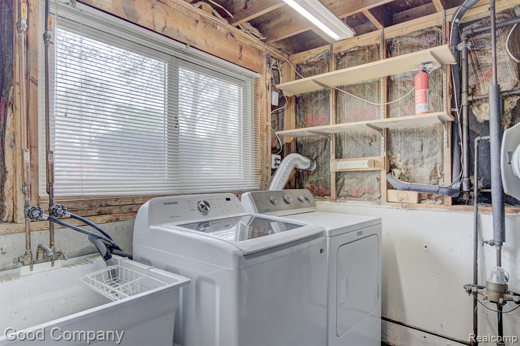 576 LANGLEY Boulevard, Clawson, MI — Photo 32