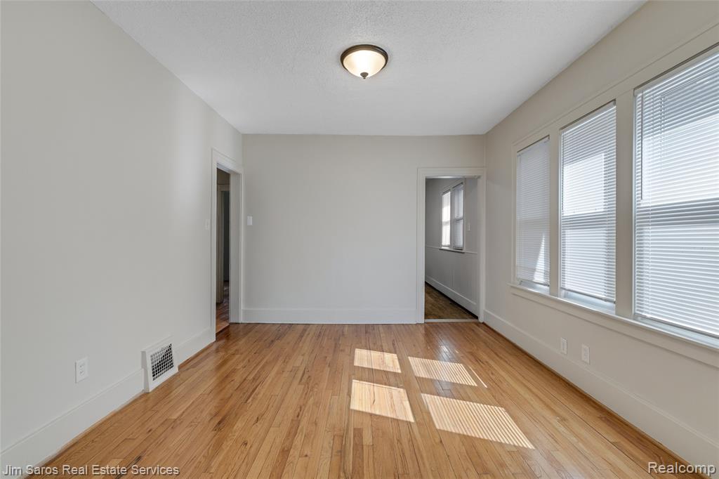 926-928 NOTTINGHAM, Grosse Pointe Park, MI 48230 — Photo 42