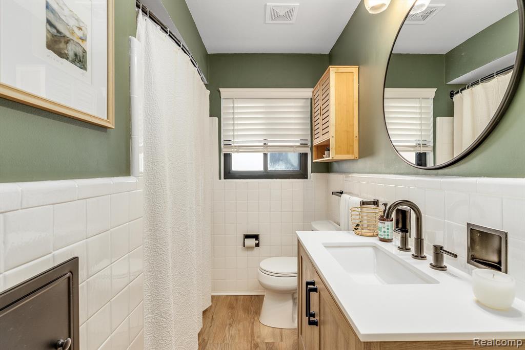 535 JAMAICA Drive, Troy, MI 48083 — Photo 16