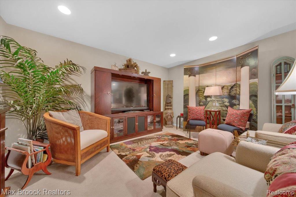 38750 CHESSINGTON, Farmington Hills, MI 48331 — Photo 20