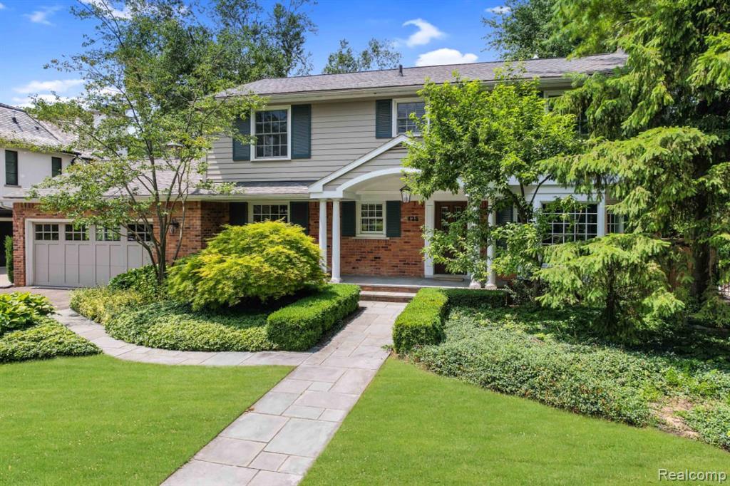 425 Fairfax Street, Birmingham, MI 48009 — Photo 2