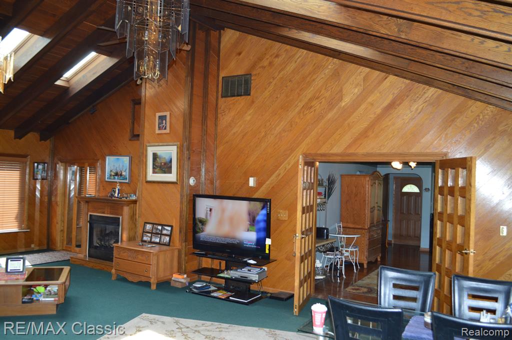 56000 9 MILE Road, South Lyon, MI 48178 — Photo 37