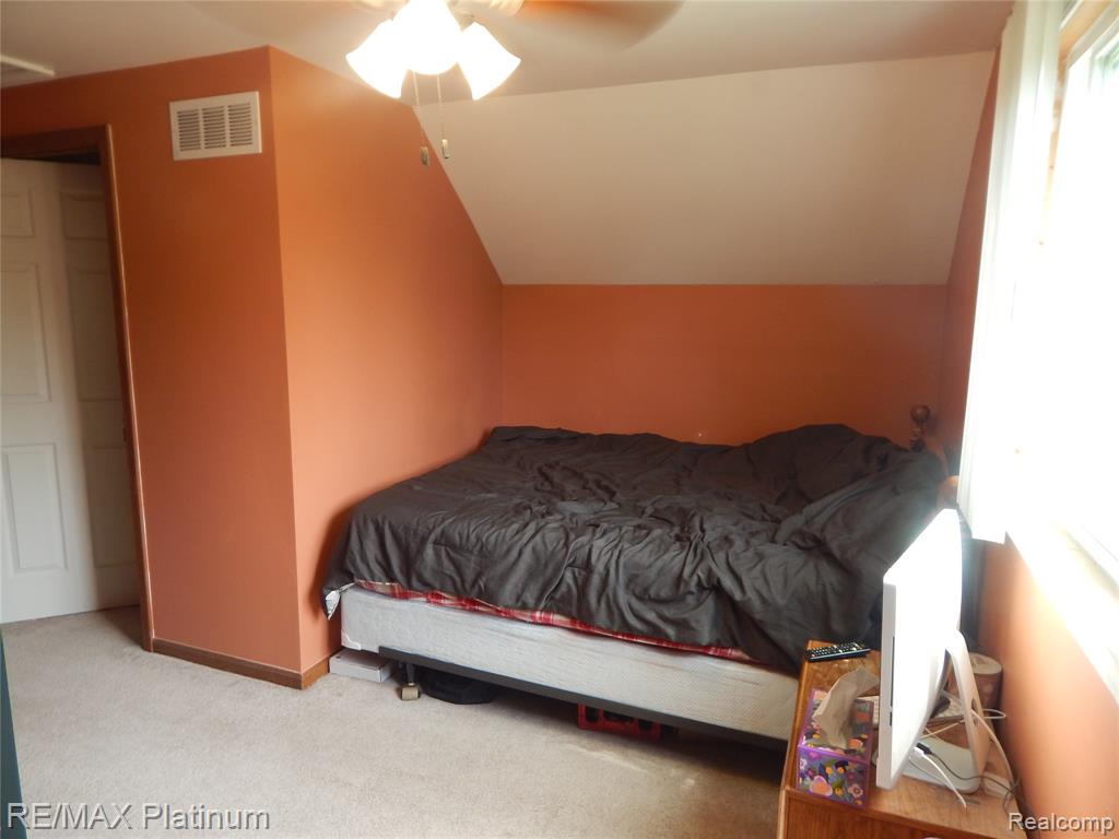 2025 W Rose Center Road, Holly, MI 48442 — Photo 62