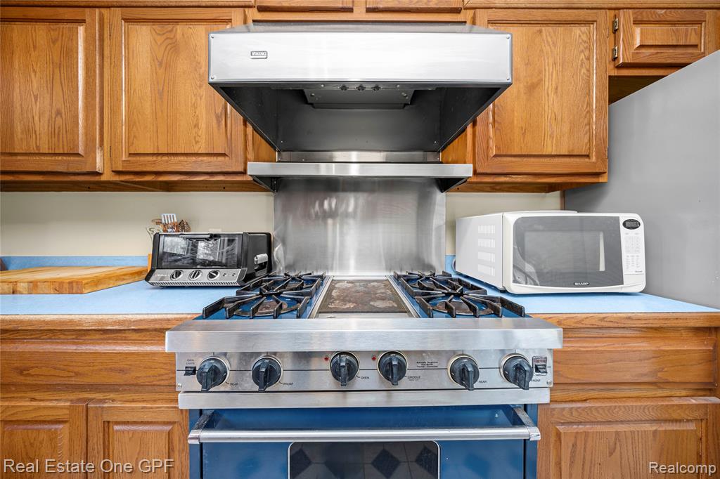 1135 Holmes Road, Allenton, MI 48002 — Photo 16