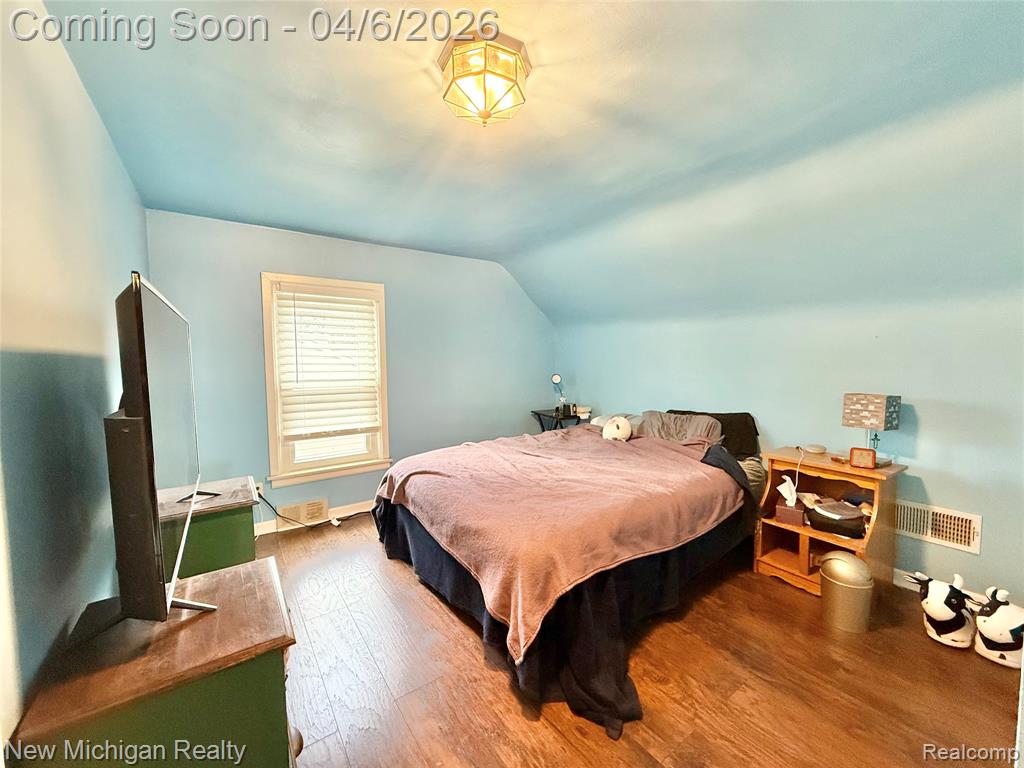 1224 W Bristol Road, Flint, MI 48507 — Photo 21