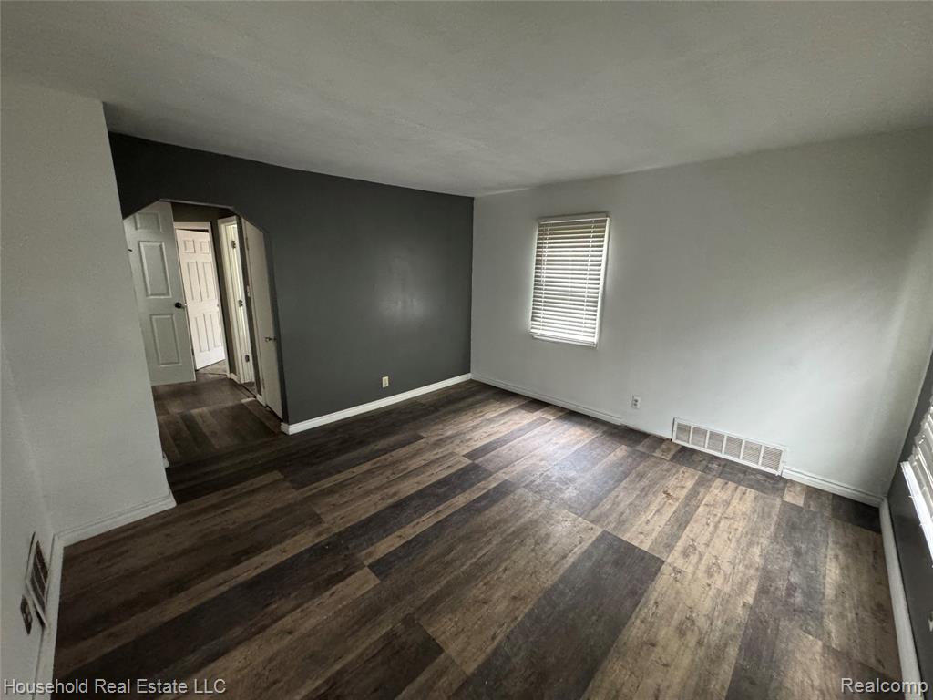 8211 Artesian Street, Detroit, MI 48228 — Photo 2