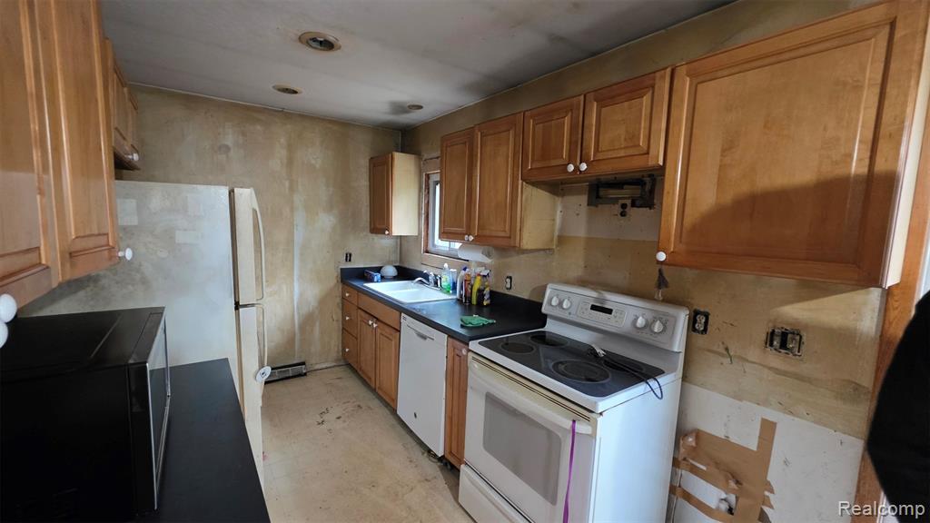 7901 Hillcrest, Clarkston, MI 48348 — Photo 9