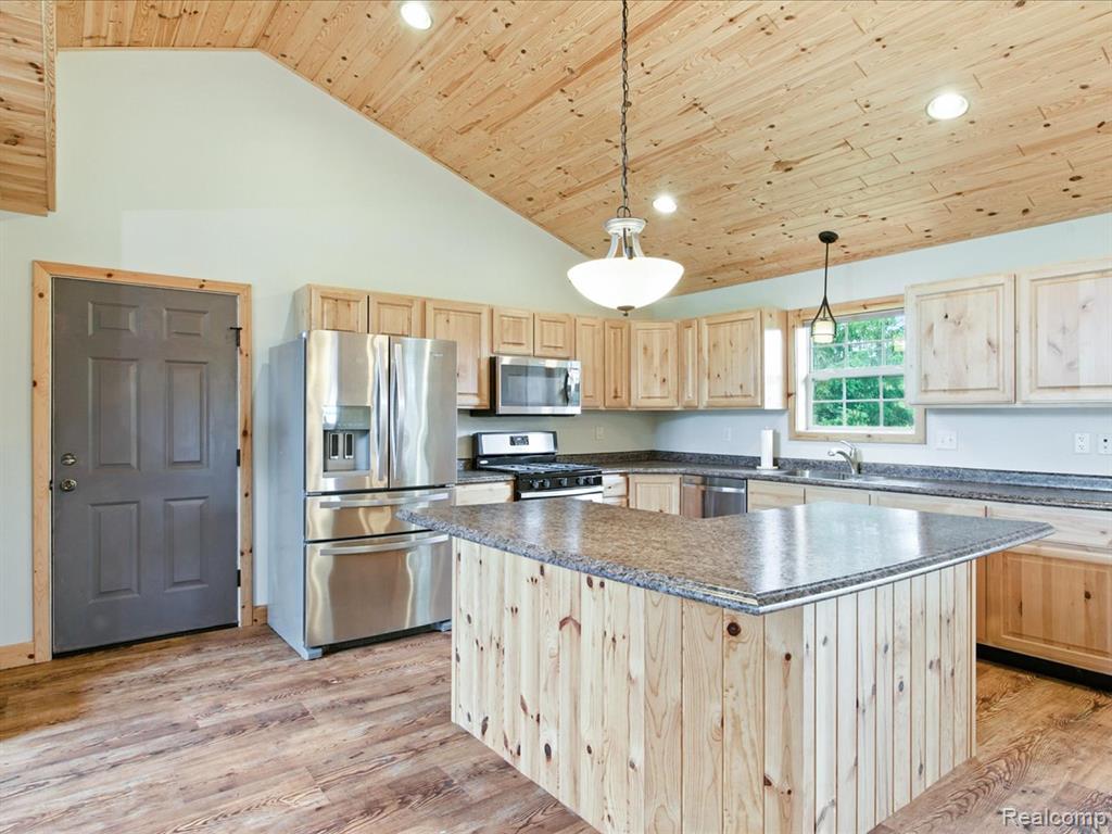 4300 Carrigan Road, Fort Gratiot, MI 48059 — Photo 15