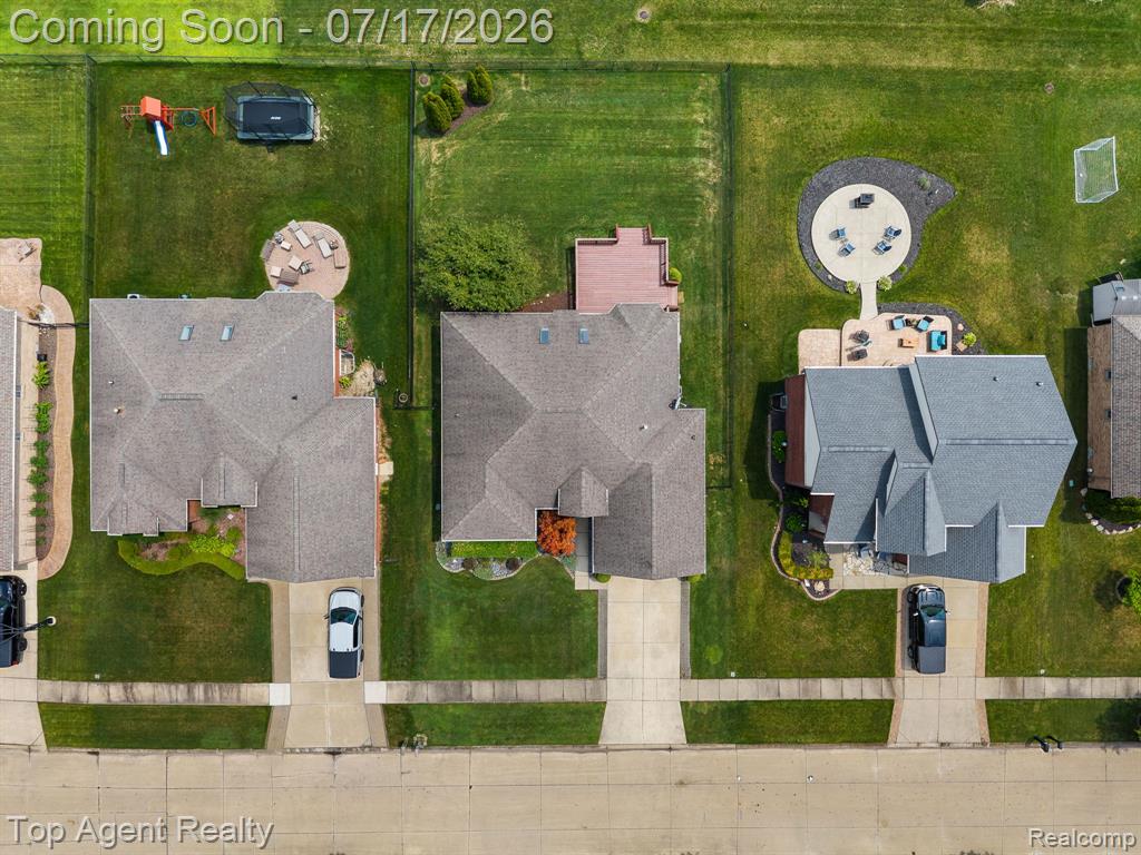 50800 Alden Drive, Macomb, MI 48044 — Photo 38