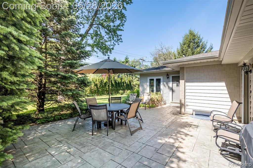 3621 Berkshire Drive, Bloomfield Hills, MI 48301 — Photo 49