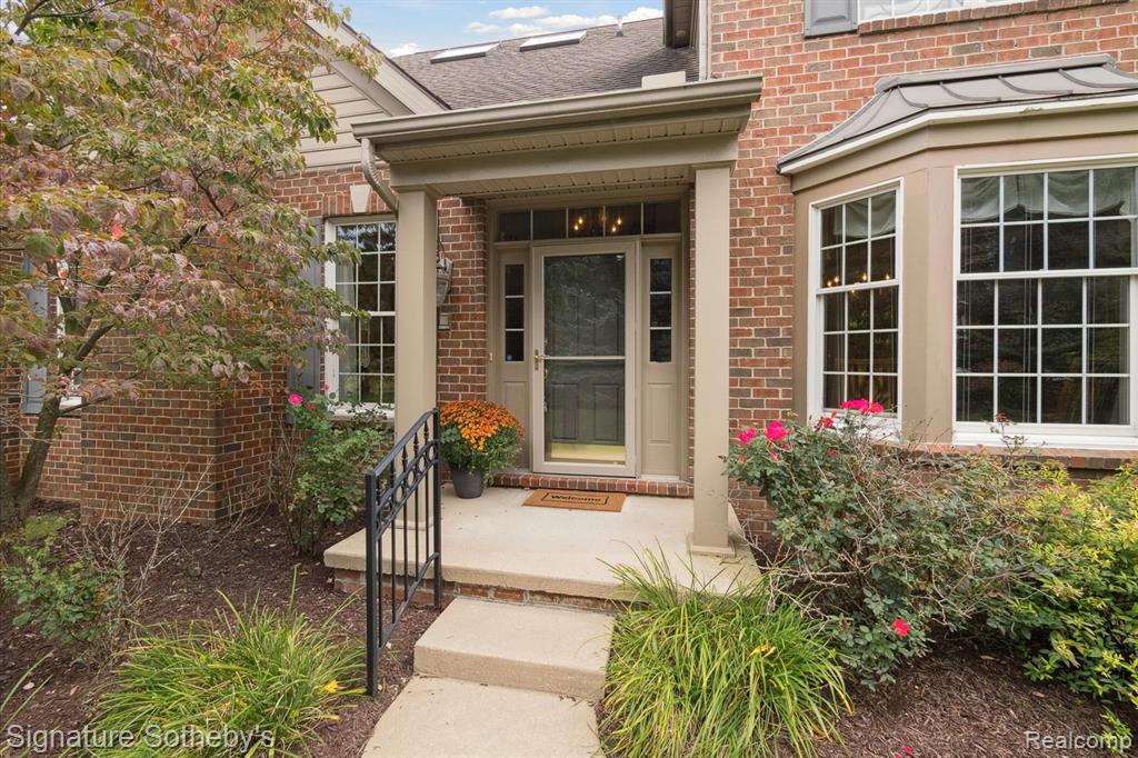 44634 N Broadmoor Circle, Northville, MI 48168 — Photo 8