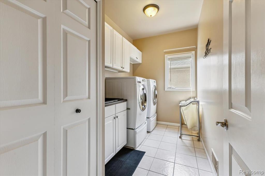 50821 Otter Creek Drive, Shelby Twp, MI 48317 — Photo 16