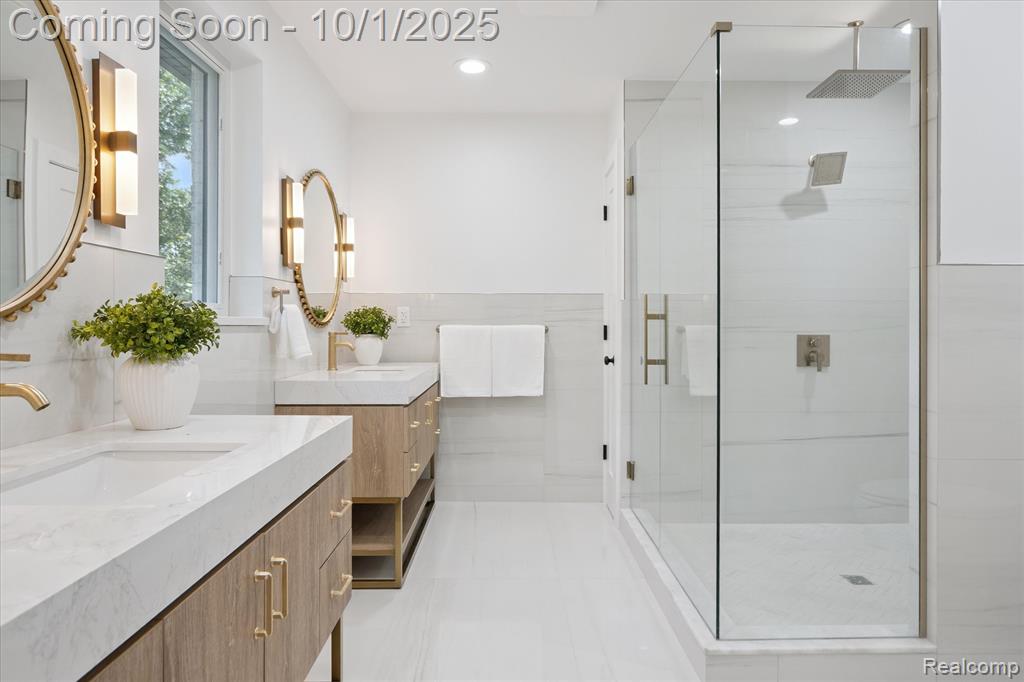 46676 Grand Oak Court, Canton, MI 48187 — Photo 21