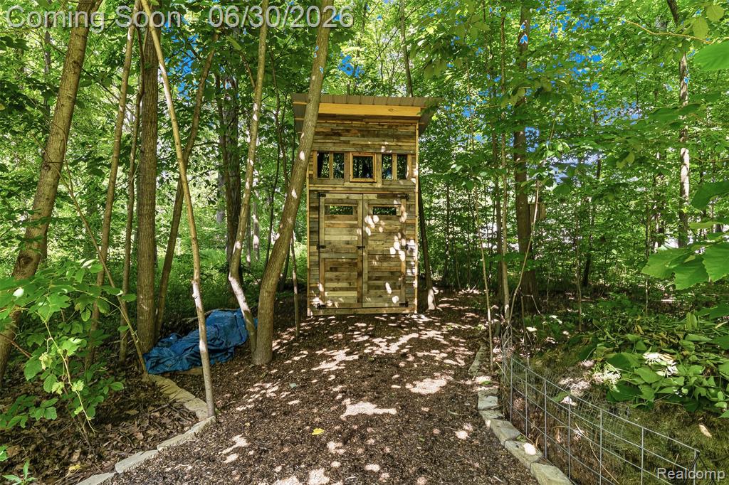 7223 Windbury Lane, Flint, MI 48507 — Photo 34