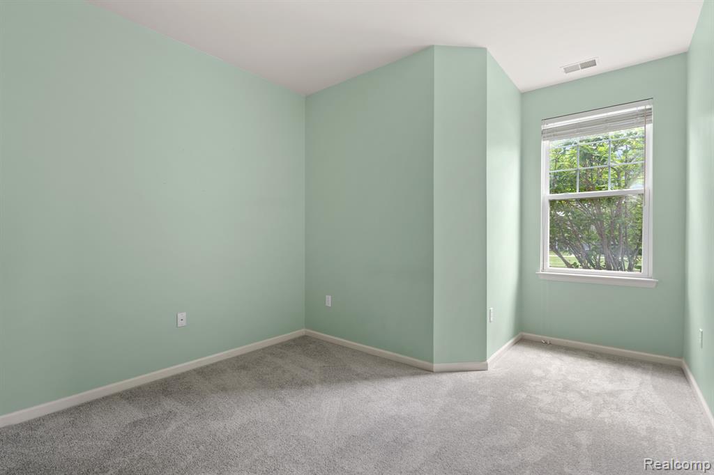 3276 Theodore E, 2, Wixom, MI 48393 — Photo 17