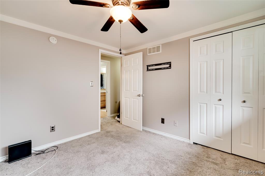 24705 Colonial Drive, Woodhaven, MI 48183 — Photo 40