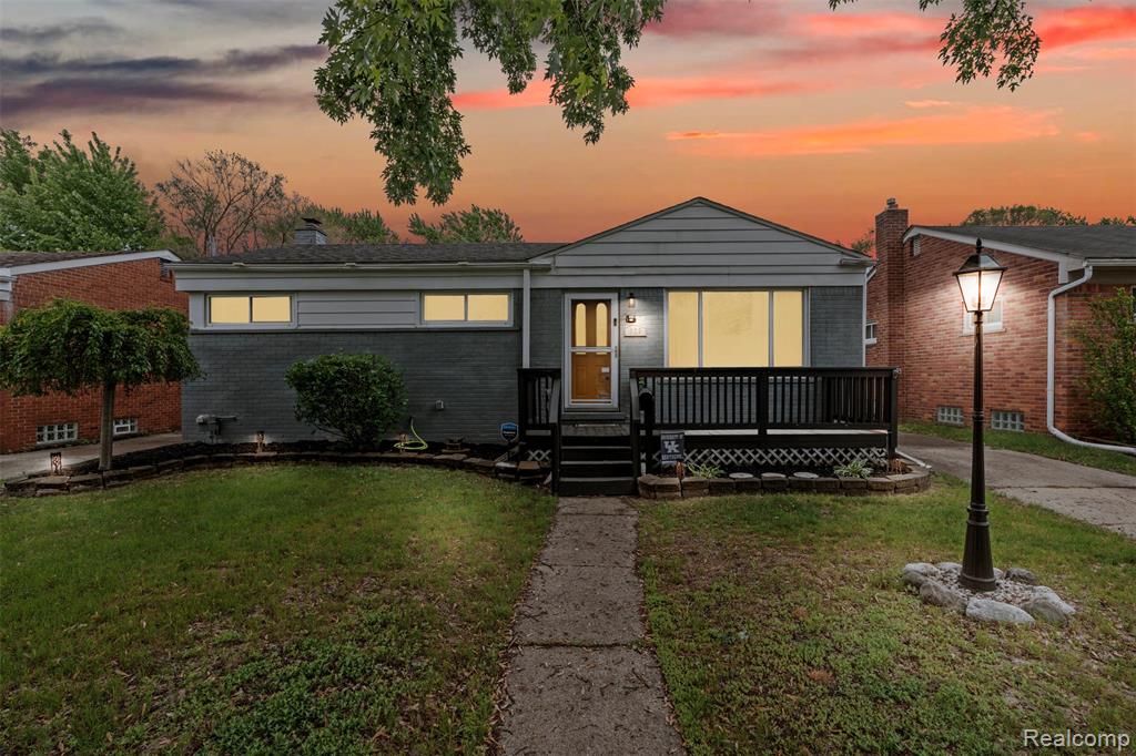 926 Parliament Avenue, Madison Heights, MI 48071 — Photo 4