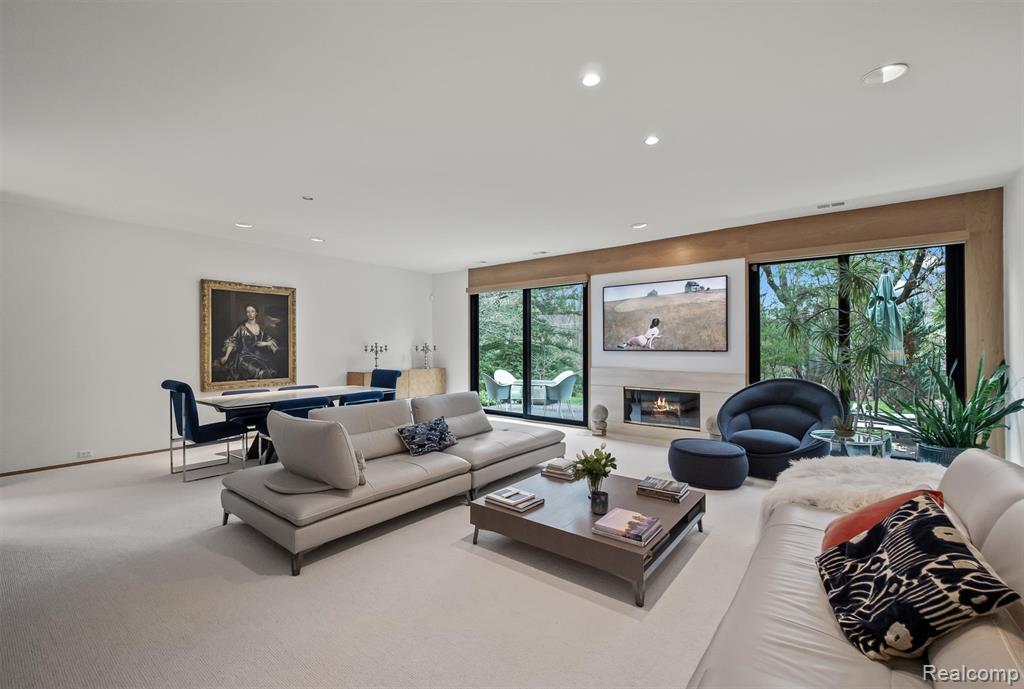 63 Barden Court, Bloomfield Hills, MI 48304 — Photo 5
