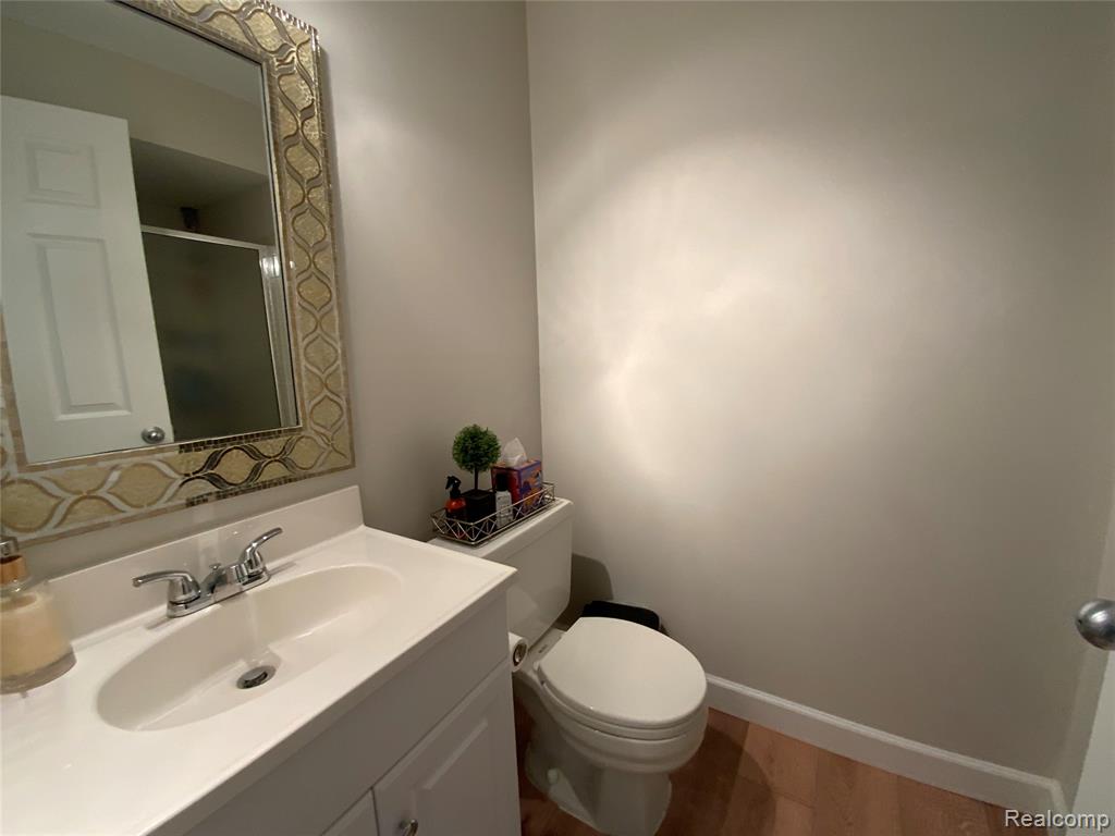6749 Little Creek Drive, Troy, MI 48085 — Photo 29