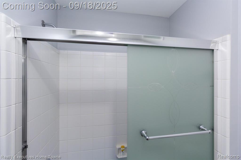 42294 Sable Boulevard, Sterling Heights, MI 48314 — Photo 27