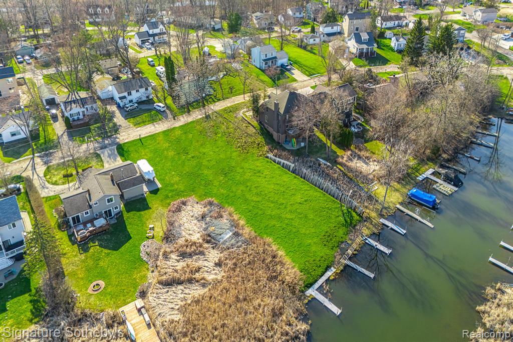 1105 Oregon Boulevard, Waterford, MI 48327 — Photo 14