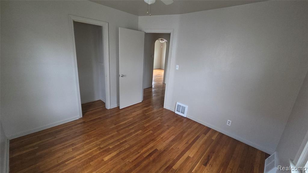 733 Vermilya Avenue, Flint, MI 48507 — Photo 13