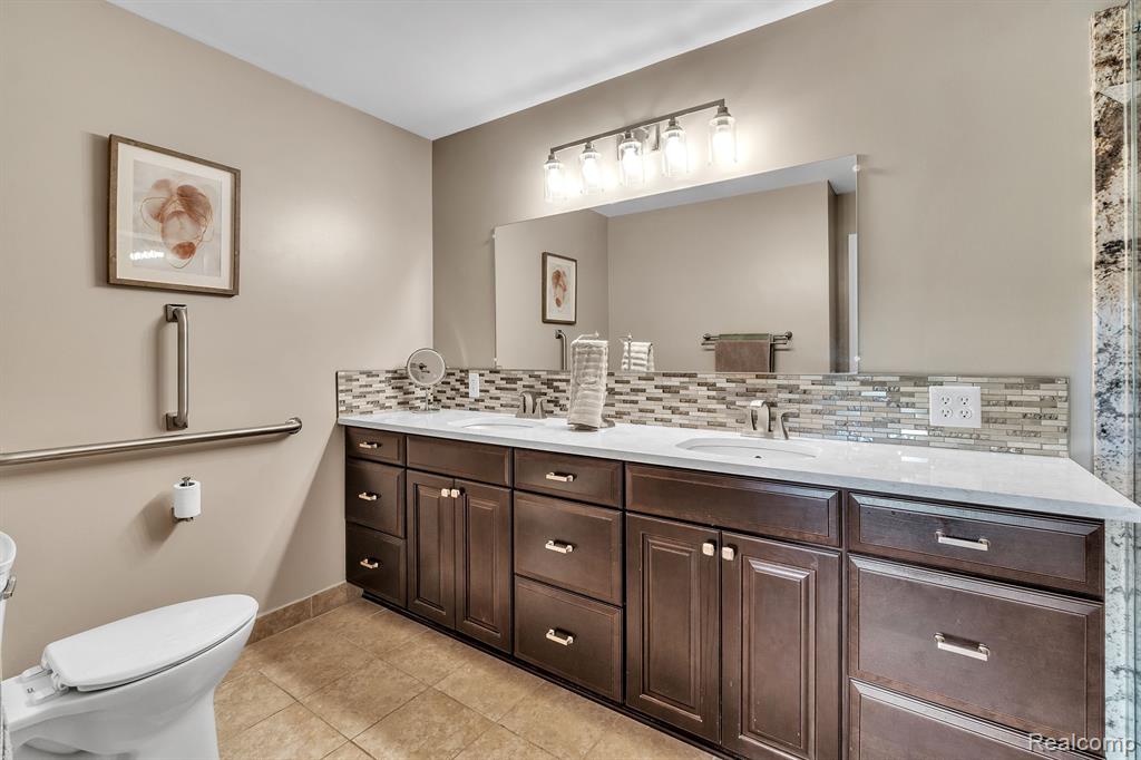 1955 PEBBLE CREEK Drive, Canton, MI 48188 — Photo 26