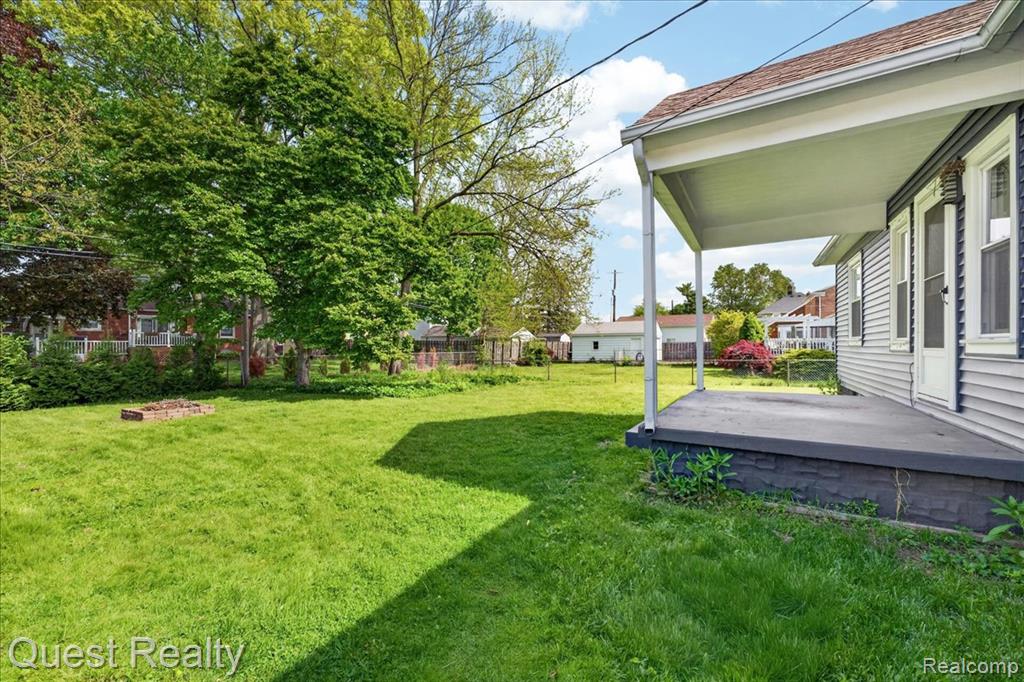 718 Waterloo Avenue, Monroe, MI 48161 — Photo 23