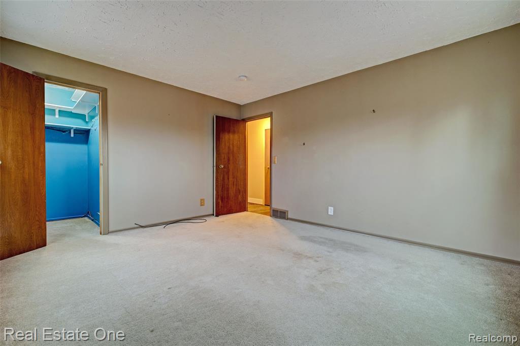 5307 Metamora Road, Metamora, MI 48455 — Photo 23